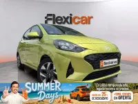 Usado Hyundai i10 67 CV (49 kW) 2024 Verde Utilitario