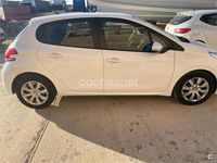 Usado Peugeot 208 Active 99 CV (72 kW) 2019 Blanco Utilitario