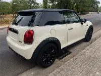 Usado Mini Cooper 136 CV (100 kW) 2020 Beige Utilitario