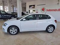 Używany VW Polo Edition 75 KM (55 kW) 2018 Biały Sedan/Limuzyna
