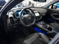 Nuevo Aston Martin DBX 707 CV (519 kW) 2026 Gris / plata SUV