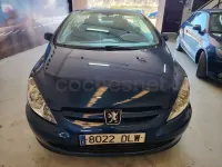 Usado Peugeot 307 CC 143 CV (105 kW) 2005 Azul Descapotable