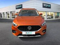 Usado MG ZS Luxury 106 CV (77 kW) 2024 Naranja SUV