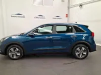 Käytetty Kia Niro 141 HP (103 kW) 2022 Sininen Katumaasturi