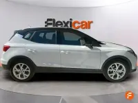 Usado Seat Arona FR 110 CV (80 kW) 2024 Blanco SUV