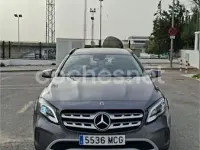 Usado Mercedes GLA180 122 CV (89 kW) 2017 Gris / plata SUV