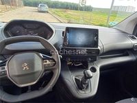 Usado Peugeot Rifter Allure 100 CV (73 kW) 2024 Negro Monovolumen