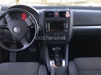 Usado VW Golf V Highline 160 CV (117 kW) 2009 Rojo Familiar