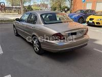 Usado Jaguar X-type Executive 130 CV (95 kW) 2003 Beige Berlina