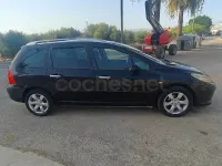 Usado Peugeot 307 110 CV (80 kW) 2006 Negro Familiar