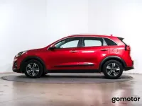 Usado Kia Niro 141 CV (103 kW) 2020 Rojo SUV