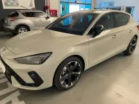 Usado Cupra Leon 150 CV (110 kW) 2025 Beige