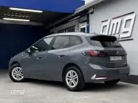 Usado BMW 225 Active Tourer Comfort Edition 245 HP (180 kW) 2023 Cinzento Monovolume