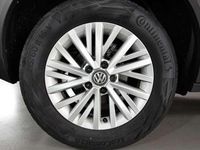 Usado VW T-Roc 110 CV (80 kW) 2023 Gris SUV