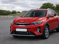 Usado Kia Stonic 84 CV (61 kW) 2022 Rojo SUV