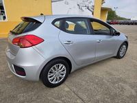 Usado Kia Ceed 101 CV (74 kW) 2016 Plateado Utilitario