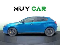 Usado Alfa Romeo Giulietta 120 CV (88 kW) 2019 Azul Utilitario