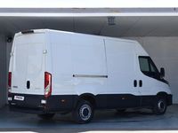 Usado Iveco Daily 136 CV (100 kW) 2021 Blanco Van