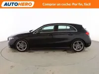 Usado Mercedes A180 109 CV (80 kW) 2022 Negro Utilitario