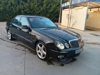 Usado Mercedes E320 Avantgarde 224 CV (164 kW) 2007 Negro Berlina