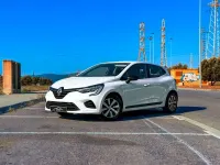 Usado Renault Clio Equilibre 101 CV (74 kW) 2023 Blanco Utilitario