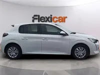 Usado Peugeot 208 Active 101 CV (74 kW) 2021 Blanco Utilitario