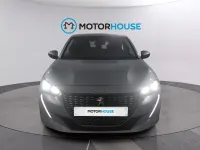 Usado Peugeot 208 Active 100 CV (73 kW) 2022 Gris Utilitario