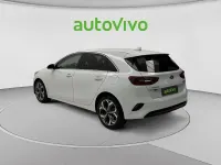 Usado Kia Ceed 160 CV (117 kW) 2021 Blanco Utilitario