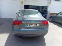Usado Audi A4 140 CV (102 kW) 2007 Gris / plata Berlina