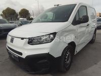 Usado Fiat Doblò 100 CV (73 kW) 2024 Blanco Monovolumen