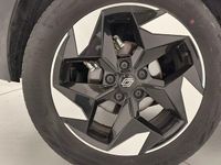 Usado Renault Captur Techno 100 CV (73 kW) 2025 Gris SUV