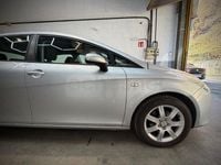 Usado Seat Leon Stylance 105 CV (77 kW) 2006 Gris / plata Utilitario