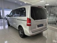 Usado Mercedes V220 Avantgarde 163 CV (119 kW) 2019 Gris / plata Monovolumen