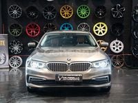 Usado BMW 530 Comfort Edition 265 CV (194 kW) 2019 Gris / plata Familiar