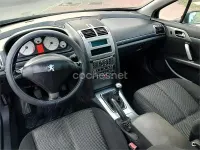 Usado Peugeot 407 Sport 136 CV (100 kW) 2005 Negro Familiar