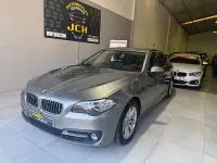 Usado BMW 520 Comfort Edition 190 CV (139 kW) 2014 Gris / plata Berlina