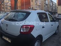 Usado Dacia Sandero Base 75 CV (55 kW) 2016 Blanco Berlina
