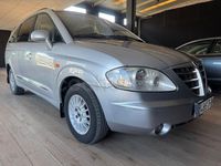 Usado Ssangyong (KGM) Rodius Limited 165 CV (121 kW) 2006 Gris / plata Monovolumen
