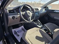 Usado VW Jetta Advance 105 CV (77 kW) 2011 Negro Berlina