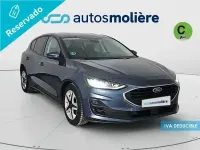 Usado Ford Focus Trend+ 120 CV (88 kW) 2022 Azul Berlina