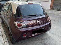 Usado Opel Adam Glam 87 CV (63 kW) 2017 Granate Utilitario