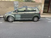 Usado VW Golf Plus Cross Highline 105 CV (77 kW) 2005 Verde Monovolumen