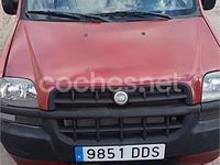 Usado Fiat Doblò Dynamic 105 CV (77 kW) 2009 Rojo Monovolumen