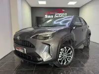 Usado Toyota Yaris Cross Active 116 CV (85 kW) 2022 Gris / plata SUV