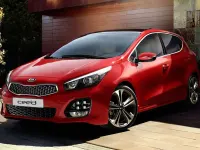 Usado Kia Ceed Plus 101 CV (74 kW) 2018 Blanco Utilitario