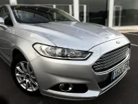 Usado Ford Mondeo Titanium 187 CV (137 kW) 2017 Gris / plata Berlina