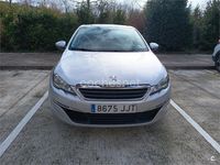 Usado Peugeot 308 Active 120 CV (88 kW) 2015 Gris / plata Berlina