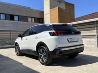 Usado Peugeot 3008 Allure 131 CV (96 kW) 2023 Blanco SUV