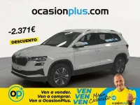 Usado Skoda Karoq Selection 116 CV (85 kW) 2025 Blanco SUV