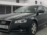 Usado Audi A3 Ambiente 105 CV (77 kW) 2011 Negro Utilitario